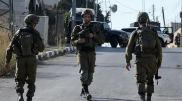 قوات الاحتلال الإسرائيلي تعتقل 8 فلسطينيين بينهم أسيران محرران من الضفة الغربية