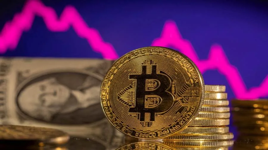 قيمة عملة "بتكوين" الرقمية تتجاوز 100 ألف دولار لأول مرة منذ فبراير قيمة عملة "بتكوين" الرقمية تتجاوز 100 ألف دولار لأول مرة منذ فبراير