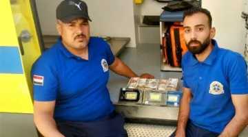 قيمتها 4 ملايين جنيه.. طاقم بهيئة الإسعاف يُعيد سبائك ذهبية لأهل مصاب بحادث مروري في حلوان
