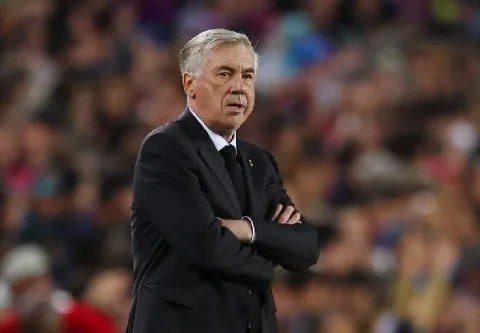 كارلو أنشيلوتي الإيطالي يصبح المدرب الجديد للمنتخب البرازيلي. كارلو أنشيلوتي الإيطالي يصبح المدرب الجديد للمنتخب البرازيلي.
