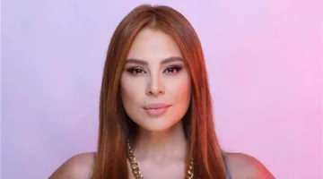 كارول سماحة تظهر للمرة الأولى على المسرح بعد وفاة زوجها وليد مصطفى بفترة قصيرة