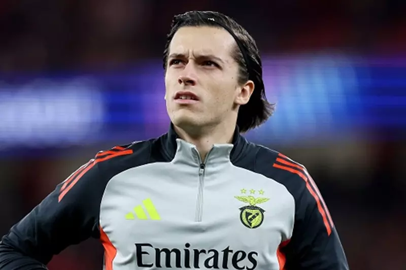كاريراس يتجه نحو الانتقال إلى ريال مدريد كاريراس يتجه نحو الانتقال إلى ريال مدريد