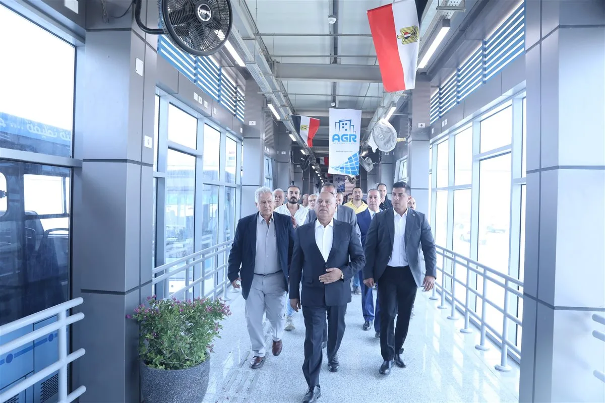 كامل الوزير يؤكد على أهمية الالتزام بالمعايير القانونية في نشر الإعلانات على الطريق العام كامل الوزير يؤكد على أهمية الالتزام بالمعايير القانونية في نشر الإعلانات على الطريق العام