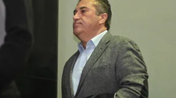 «كان شرفًا لنا تمثيل هذا النادي».. رسالة خاصة من بيسيرو بعد رحيله عن تدريب الزمالك