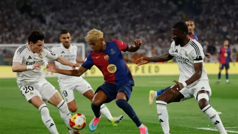 كلاسيكو الأرض: كل ما تحتاج معرفته عن مواجهة الأحد بين برشلونة وريال مدريد كلاسيكو الأرض: كل ما تحتاج معرفته عن مواجهة الأحد بين برشلونة وريال مدريد