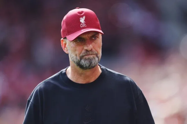 كلوب يوجه انتقادات لجماهير ليفربول بسبب هجومها على أرنولد كلوب يوجه انتقادات لجماهير ليفربول بسبب هجومها على أرنولد