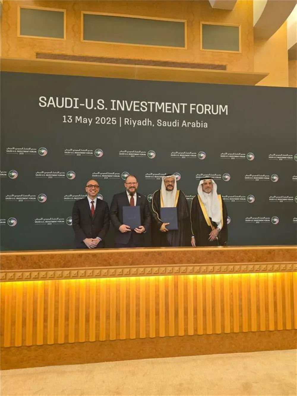 كوالكوم وأرامكو الرقمية تبرمان شراكة لتطوير تطبيقات إنترنت الأشياء الصناعية كوالكوم وأرامكو الرقمية تبرمان شراكة لتطوير تطبيقات إنترنت الأشياء الصناعية