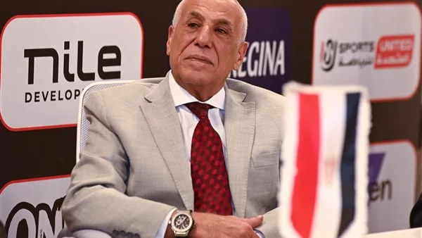 كواليس اجتماع مجلس الزمالك في منزل حسين لبيب لحسم خليفة بيسيرو كواليس اجتماع مجلس الزمالك في منزل حسين لبيب لحسم خليفة بيسيرو