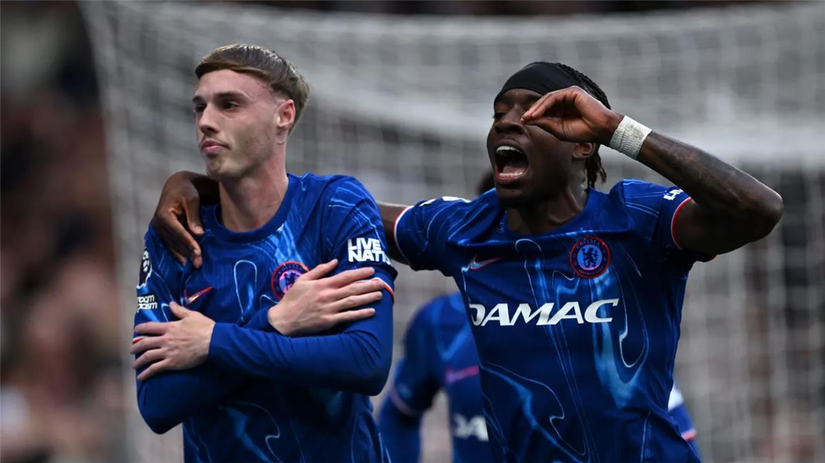 كول بالمر: هدفي في ليفربول طبيعي.. ولا أهتم بالحمقى كول بالمر: هدفي في ليفربول طبيعي.. ولا أهتم بالحمقى