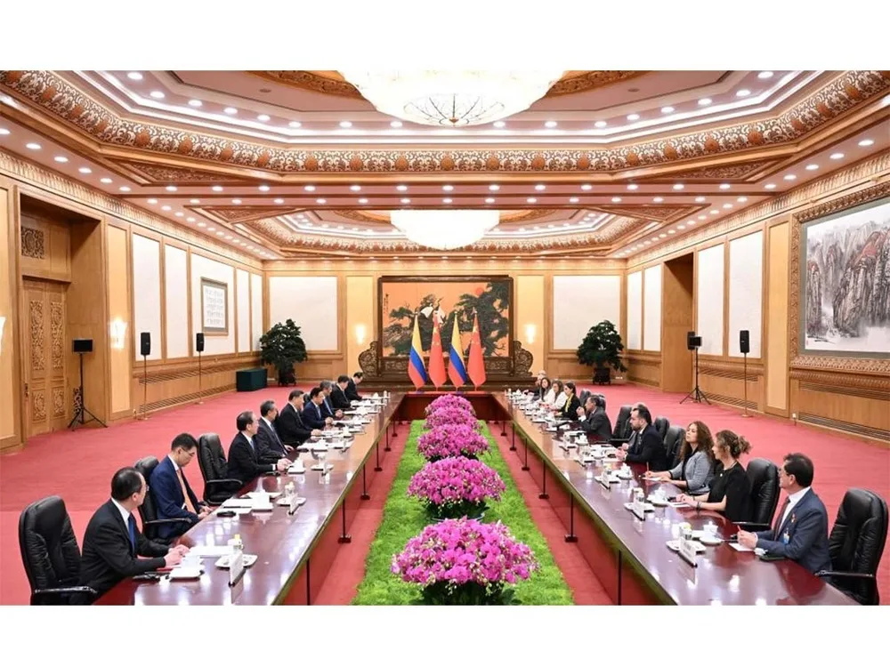 كولومبيا تُعلن انضمامها لمبادرة “الحزام والطريق” الصينية كولومبيا تُعلن انضمامها لمبادرة “الحزام والطريق” الصينية