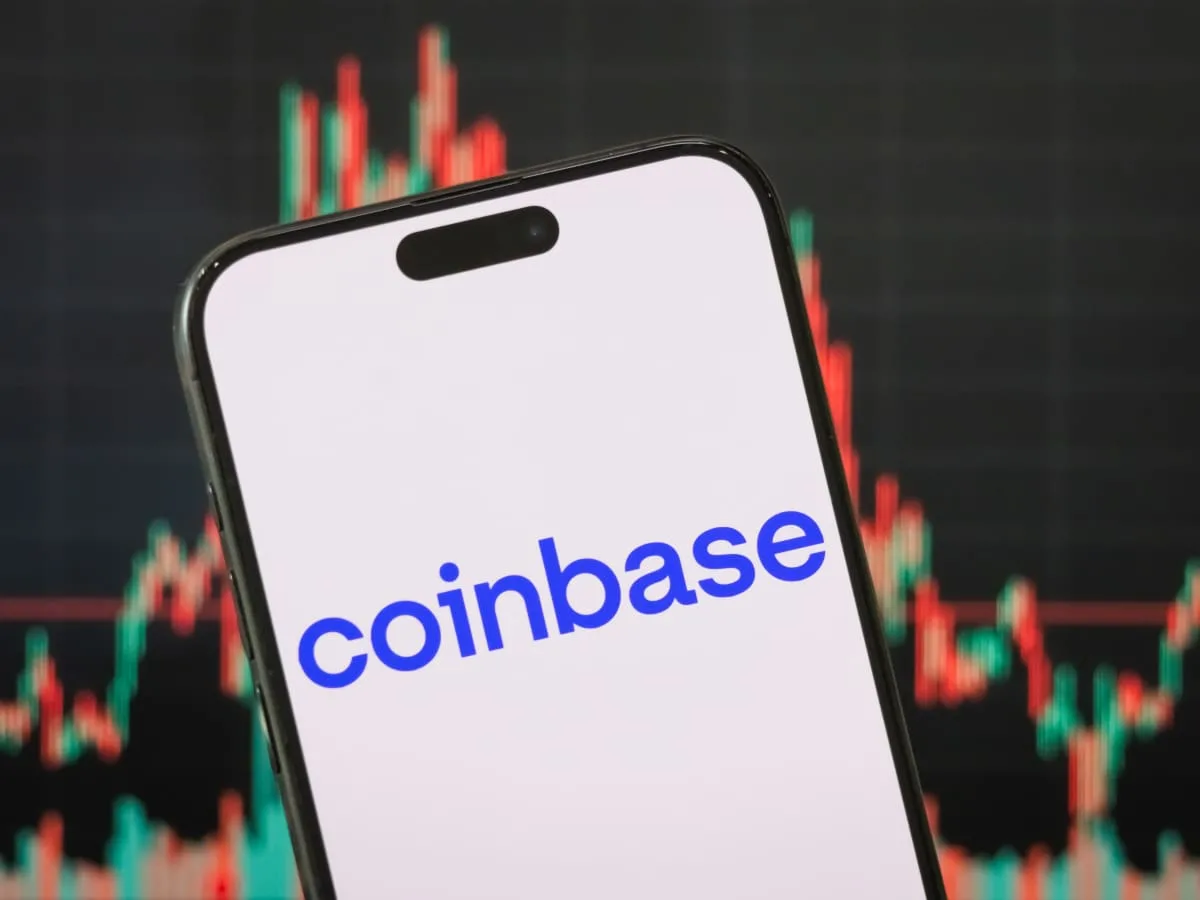 كوين باس تتعرض لخسائر جسيمة نتيجة هجوم إلكتروني وتتمسك بعدم دفع فدية بقيمة 20 مليون دولار.