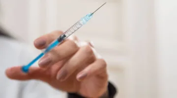 كيف تتجنب الإصابة بالتهاب الكبد أثناء السفر؟