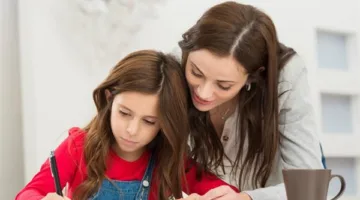 كيف نحبب الأطفال في المذاكرة؟.. طبيب نفسي يجيب برسالة لكل معلم وولي أمر