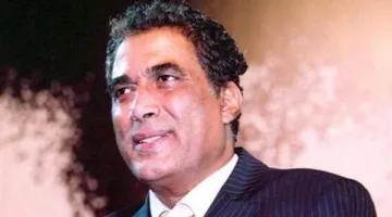 لأول مرة.. تفاصيل محاولة أحمد زكي الزواج من وردة الجزائرية (فيديو)