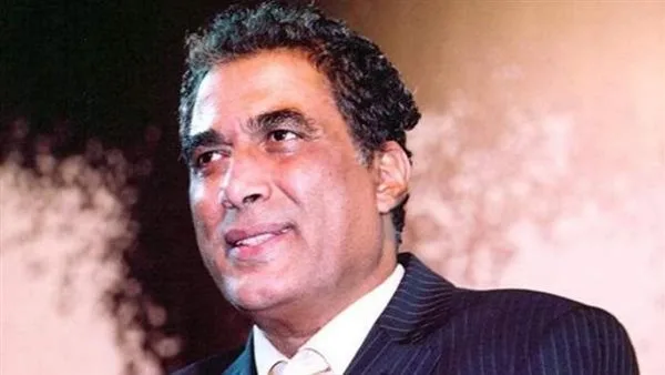 لأول مرة.. تفاصيل محاولة أحمد زكي الزواج من وردة الجزائرية (فيديو) لأول مرة.. تفاصيل محاولة أحمد زكي الزواج من وردة الجزائرية (فيديو)