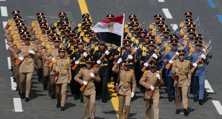 لأول مرة في التاريخ.. قوة عسكرية مصرية تشارك في عرض عيد النصر بموسكو لأول مرة في التاريخ.. قوة عسكرية مصرية تشارك في عرض عيد النصر بموسكو