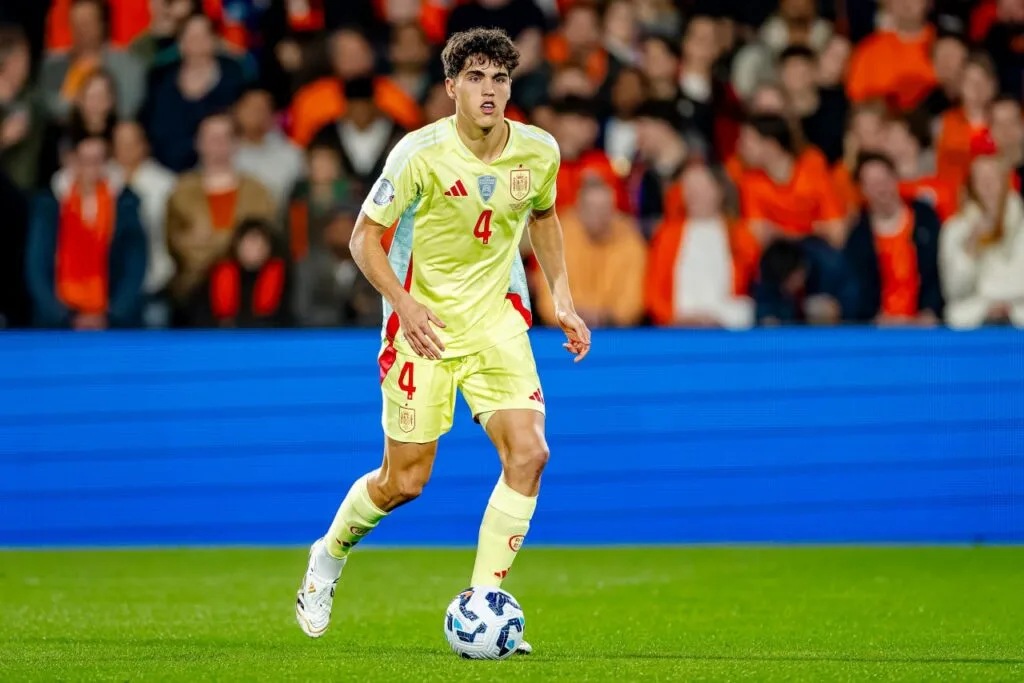 لاعب برشلونة هو المفتاح لانتقال هويسين إلى ريال مدريد لاعب برشلونة هو المفتاح لانتقال هويسين إلى ريال مدريد