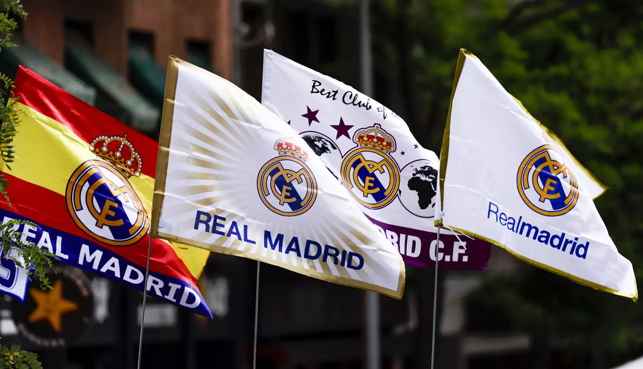 لحل أزمة الظهير.. ريال مدريد يدرس استعادة نجمه من عملاق إيطاليا لحل أزمة الظهير.. ريال مدريد يدرس استعادة نجمه من عملاق إيطاليا