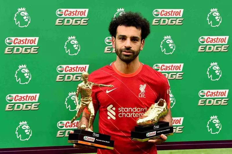 للمرة الثانية، وأول لاعب في التاريخ… صلاح يسعى للفوز بجائزتي الحذاء الذهبي وصانع الألعاب. للمرة الثانية، وأول لاعب في التاريخ… صلاح يسعى للفوز بجائزتي الحذاء الذهبي وصانع الألعاب.