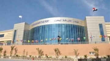 إعادة فتح ميناء الغردقة بعد تحسن الأحوال الجومائية