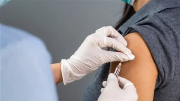 لمدة تصل لـ8 سنوات.. دراسة: لقاح يسهم في تقليل خطر النوبات القلبية والسكتات الدماغية لمدة تصل لـ8 سنوات.. دراسة: لقاح يسهم في تقليل خطر النوبات القلبية والسكتات الدماغية