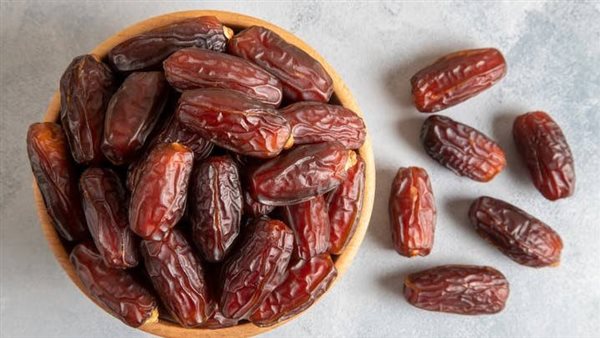 لمرضى السكري.. هل تناول التمر آمن في وجبة الإفطار؟ لمرضى السكري.. هل تناول التمر آمن في وجبة الإفطار؟