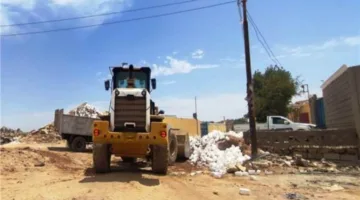لودر يدهس مدير المتغيرات المكانية خلال حملة إزالة تعديات بإدفو شمال أسوان