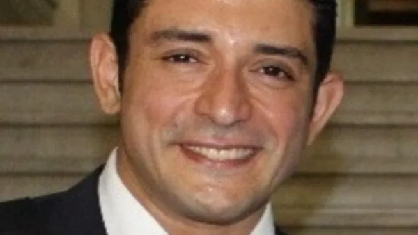 ليس يعاني من اضطرابات نفسية.. ‘محامي الأسرة’ يعلن مفاجأة جديدة بشأن وفاة أحمد الدجوي ليس يعاني من اضطرابات نفسية.. ‘محامي الأسرة’ يعلن مفاجأة جديدة بشأن وفاة أحمد الدجوي