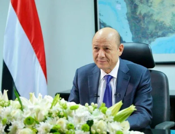 «مأساة الطائرات الأربع».. العليمي: الحوثيون لم يوافقوا على إخراجها فتدمرّت بيد إسرائيل