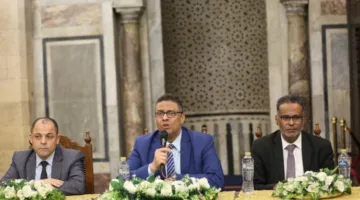 مؤتمر الأزهر حول القضايا الحديثة ينبه إلى مخاطر وسائل التواصل الاجتماعي