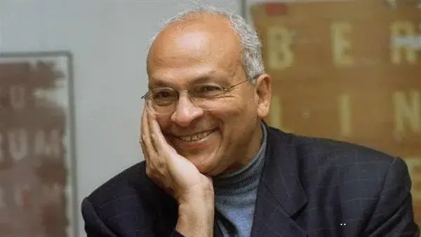 ما قبل النفس الأخير.. جمال الغيطاني يروي كواليس آخر لقاء بـ نجيب محفوظ ما قبل النفس الأخير.. جمال الغيطاني يروي كواليس آخر لقاء بـ نجيب محفوظ