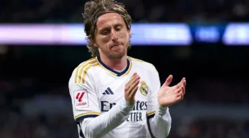 ما هو عدد الألقاب التي حققها لوكا مودريتش مع ريال مدريد؟