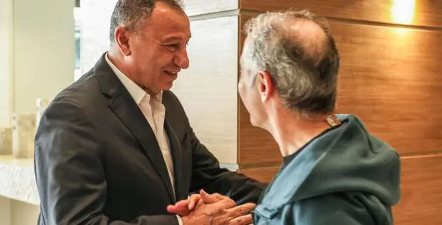 ماذا يدور في الأهلي؟.. 5 ملفات عاجلة أمام الخطيب على رأسها كولر وخليفته ماذا يدور في الأهلي؟.. 5 ملفات عاجلة أمام الخطيب على رأسها كولر وخليفته