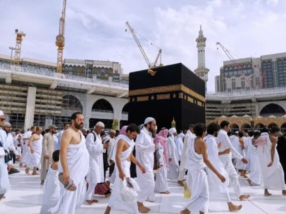 الفوج الثاني من حجاج بيت الله الحرام يترك ميناء نويبع متجهًا إلى الأراضي المقدسة الفوج الثاني من حجاج بيت الله الحرام يترك ميناء نويبع متجهًا إلى الأراضي المقدسة