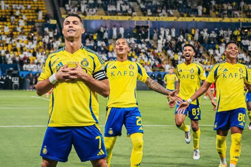 ماركا: الوداد يبدأ المنافسة للتعاقد مع رونالدو ماركا: الوداد يبدأ المنافسة للتعاقد مع رونالدو