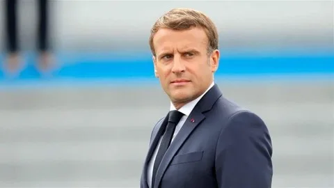 ماكرون يؤكد على “ضرورة التوصل إلى هدنة” لعقد اجتماع بين روسيا وأوكرانيا يوم الخميس. ماكرون يؤكد على “ضرورة التوصل إلى هدنة” لعقد اجتماع بين روسيا وأوكرانيا يوم الخميس.