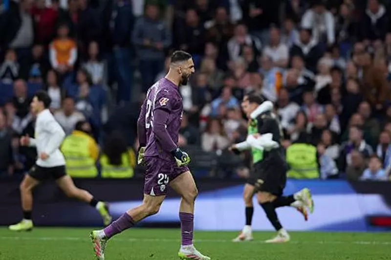 مامارداشيفيلي: يُعتبرونني كحارس مرمى لليفربول لعقد كامل مامارداشيفيلي: يُعتبرونني كحارس مرمى لليفربول لعقد كامل