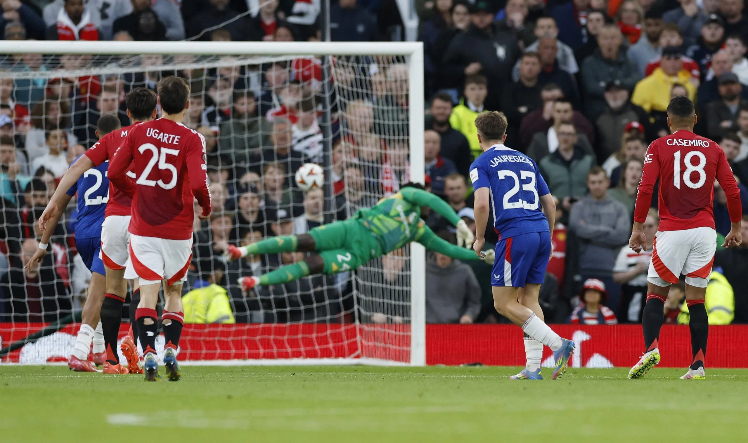 مانشستر يونايتد يفوز على أتلتيك بيلباو ويتأهل لنهائي الدوري الأوروبي مانشستر يونايتد يفوز على أتلتيك بيلباو ويتأهل لنهائي الدوري الأوروبي