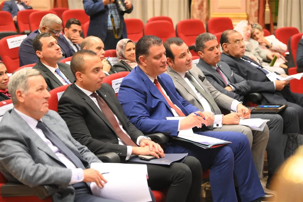 مايا مرسي تشارك في اجتماع لجنة التضامن بالنواب لمناقشة مشروع موازنة العام المالي 2025-2026 مايا مرسي تشارك في اجتماع لجنة التضامن بالنواب لمناقشة مشروع موازنة العام المالي 2025-2026