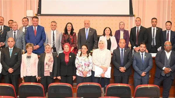مايا مرسي تشارك في اجتماع لجنة التضامن بمجلس النواب مايا مرسي تشارك في اجتماع لجنة التضامن بمجلس النواب