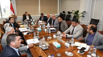 وزير الإسكان يوجه بإنهاء المرحلة الثانية من محطة مياه أكتوبر في أقل مدة ممكنة