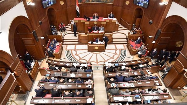 مجلس الشيوخ يبدأ النقاش حول "تجديد الخطاب الديني" مجلس الشيوخ يبدأ النقاش حول "تجديد الخطاب الديني"