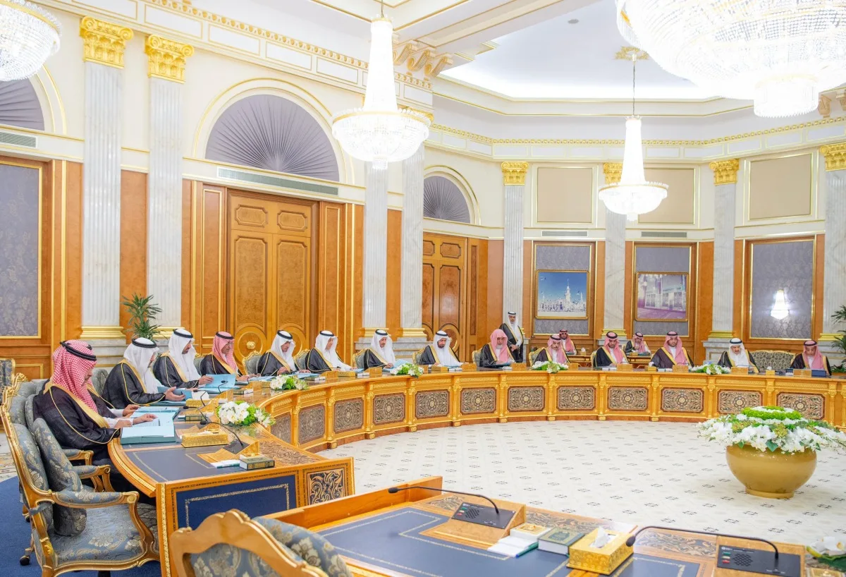 مجلس الوزراء السعودي يجدد التأكيد لحشد الدعم الدولي لوقف العنف وضمان وصول المساعدات إلى المناطق الفلسطينية المتضررة مجلس الوزراء السعودي يجدد التأكيد لحشد الدعم الدولي لوقف العنف وضمان وصول المساعدات إلى المناطق الفلسطينية المتضررة