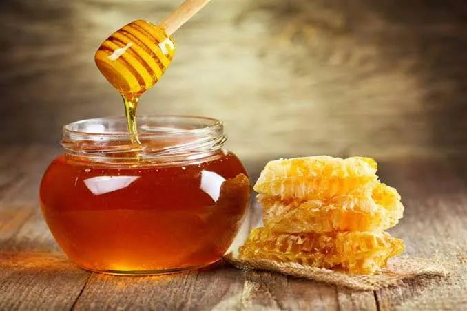 مجلس الوزراء يعلن بيانًا بشأن أزمة العسل المقلد في الأسواق