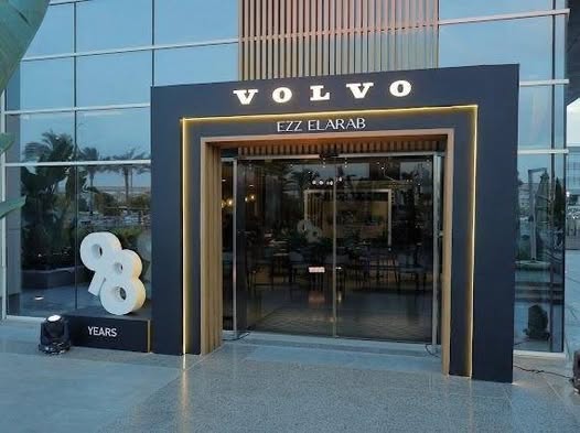 مجموعة عز العرب تطلق عروض سعرية على طرازات Volvo مجموعة عز العرب تطلق عروض سعرية على طرازات Volvo