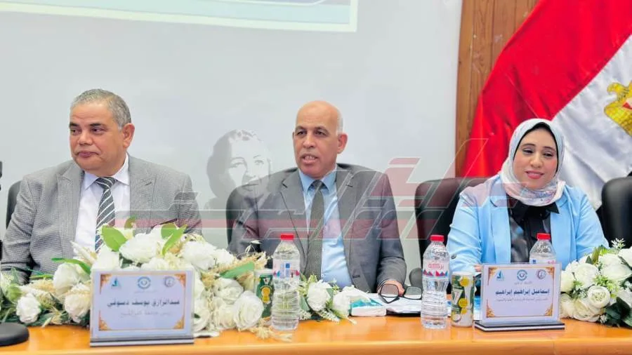 محاضرات وجلسات علمية للمؤتمر الدولي الثالث بجامعة كفر الشيخ محاضرات وجلسات علمية للمؤتمر الدولي الثالث بجامعة كفر الشيخ