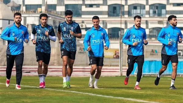 محاضرة فنية لـ أيمن الرمادي في مرانه الأول مع الزمالك.. وتأهيل شحاتة وجهاد محاضرة فنية لـ أيمن الرمادي في مرانه الأول مع الزمالك.. وتأهيل شحاتة وجهاد