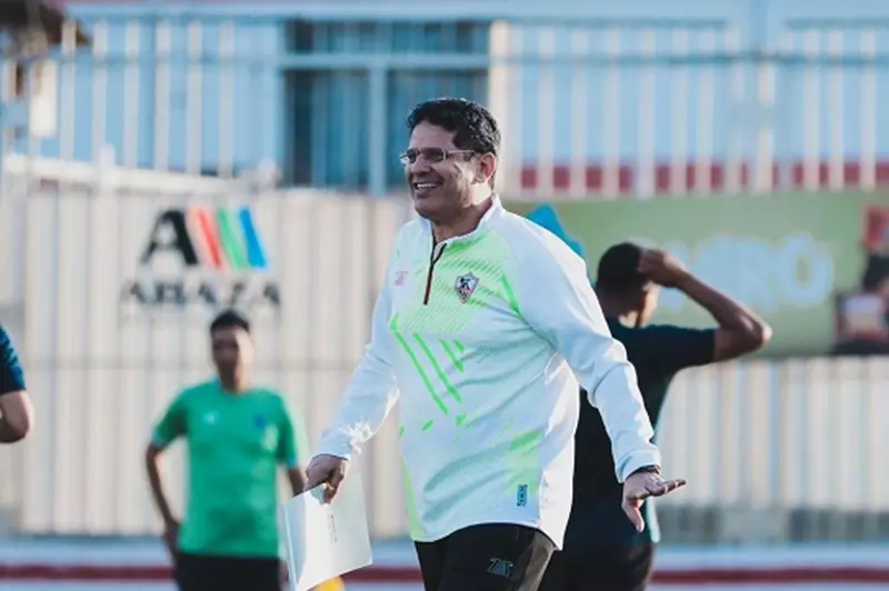 كفة متساوية مع الرمادي.. رصاصة زيزو الذكرى الأخيرة لعلي ماهر من مواجهات الزمالك (فيديو) كفة متساوية مع الرمادي.. رصاصة زيزو الذكرى الأخيرة لعلي ماهر من مواجهات الزمالك (فيديو)