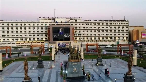 محافظ أسوان يتابع جهود الأمن لـ ضبط العديد من الجناة والمخالفين محافظ أسوان يتابع جهود الأمن لـ ضبط العديد من الجناة والمخالفين
