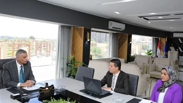 محافظ أسوان يستقبل فريق صندوق معالجة الإدمان لمناقشة تعزيز جهود التوعية